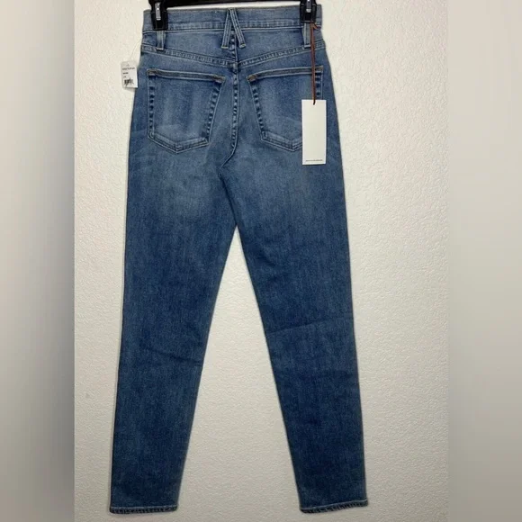 SLVRLAKE Denim Roxy Jeans in Love to Burn Wash High Rise Straight Size 30.